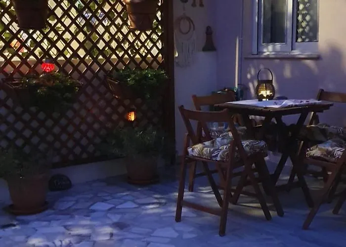 Апартаменты Kalamia's Cozy *